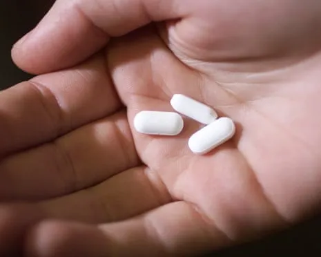 Low-Dose Aspirin Demonstrates Major Benefit in Stopping Colorectal Cancer Return, Research Reports